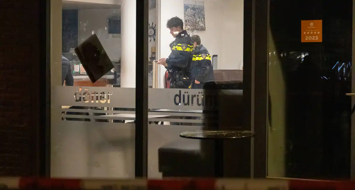 Explosie bij snackbar Kambur - Foto 9