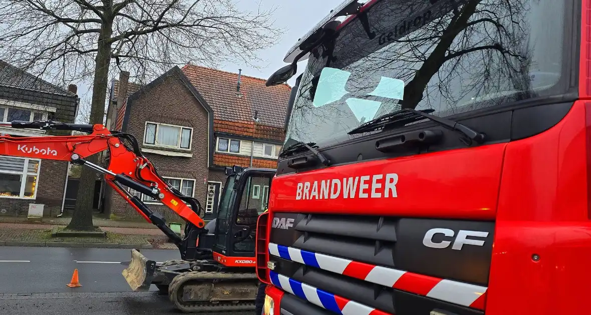 Brandweer ingezet bij brandende trailer - Foto 4