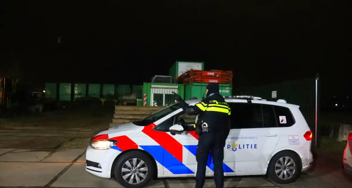 Drone en politiehond ingezet naar inbrekers op bouwterrein - Foto 2