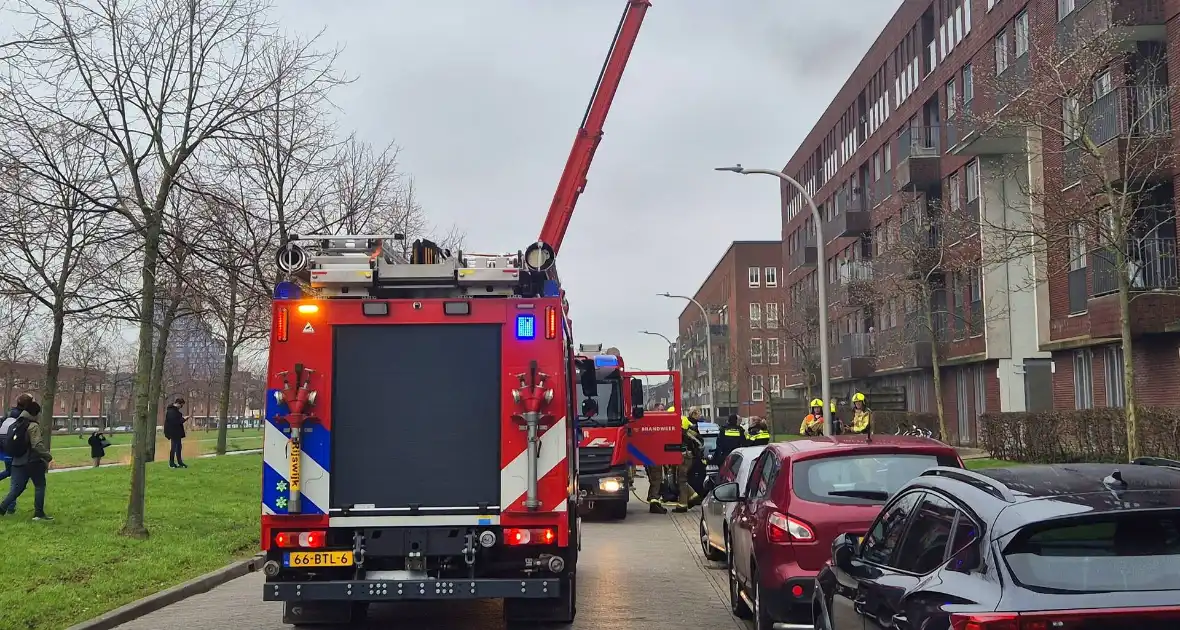 Zeer grote brand in woongebouw