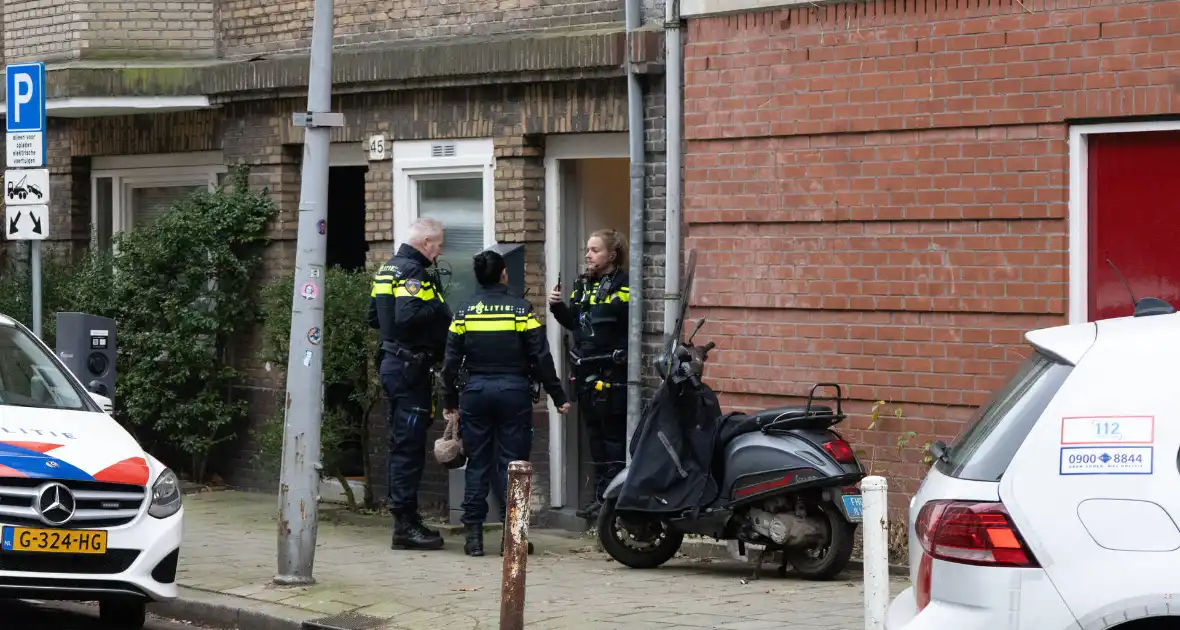 Politie groots ingezet voor melding steekpartij - Foto 2