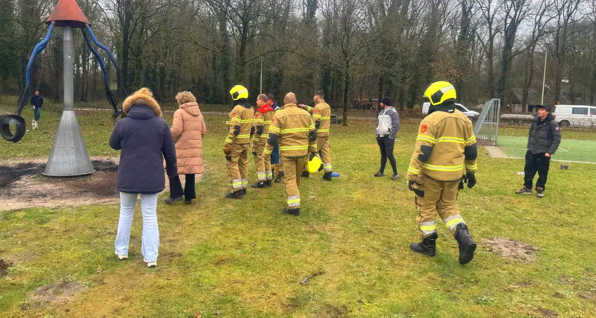 Brandstichting in speeltuin - Foto 6