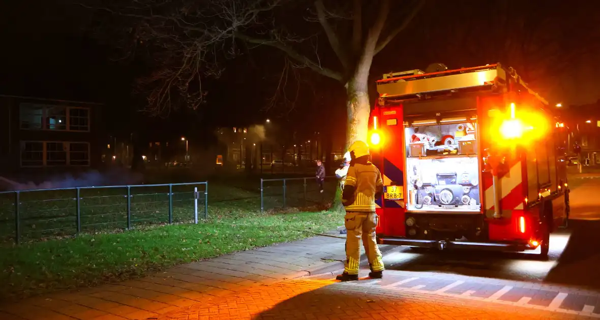 Twee afvalbranden achter elkaar door brandweer geblust