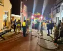 Straat ontruimd wegens brand door vuurpijl