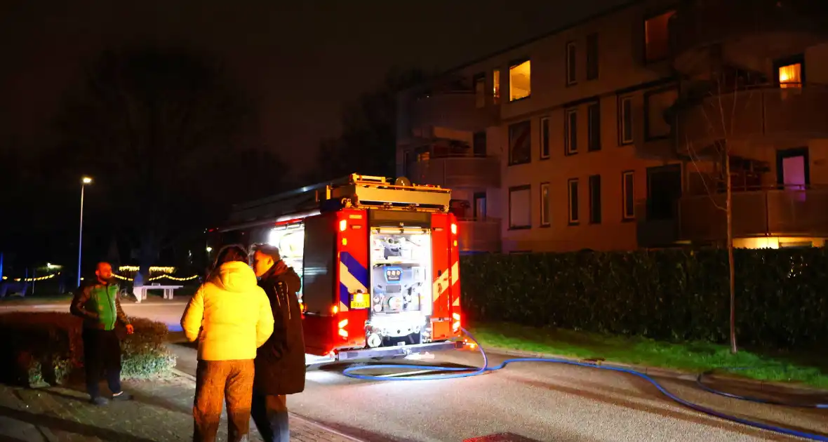 Balkons zwartgeblakerd na brand in appartement - Foto 6