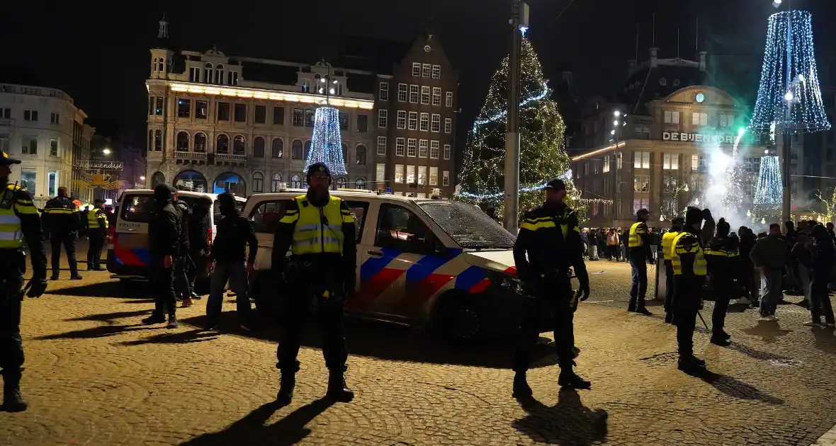 Massale politie-inzet wegens enorme drukte - Foto 3