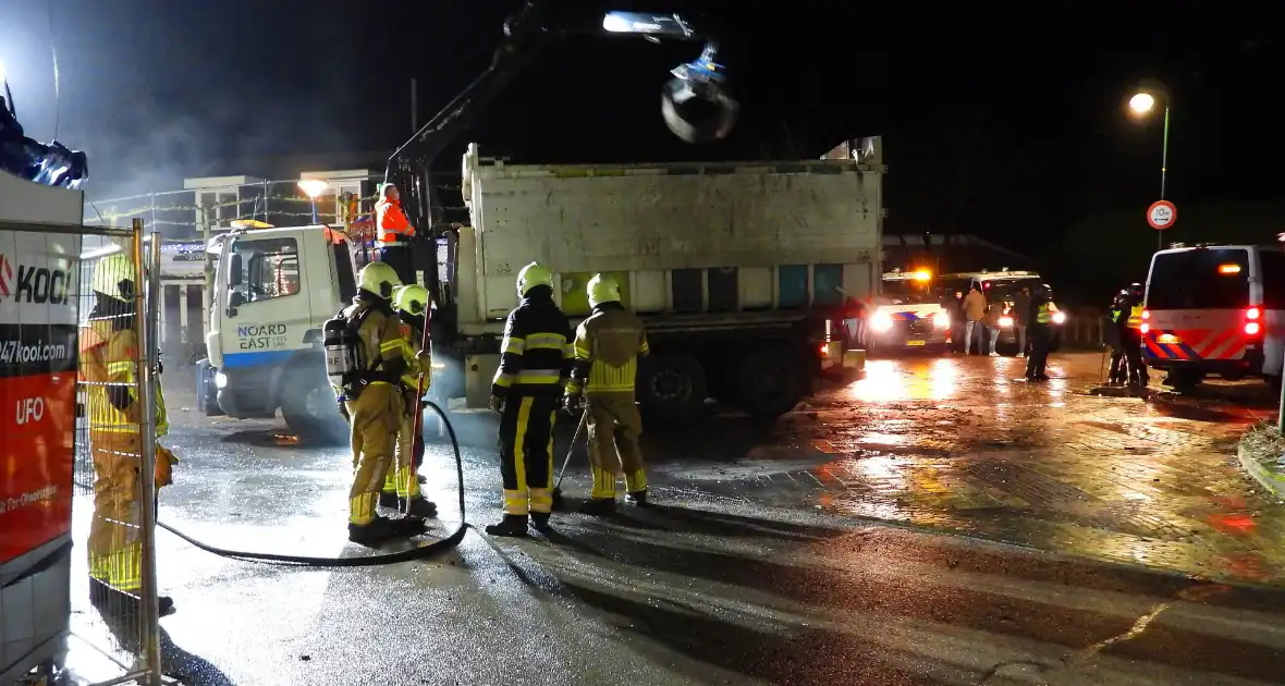 Mobiele eenheid ingezet bij afvalbrand - Foto 5