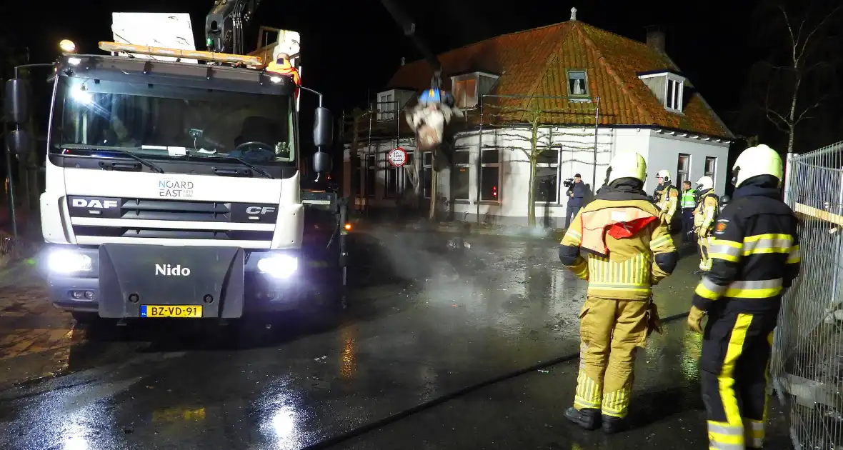 Mobiele eenheid ingezet bij afvalbrand - Foto 8