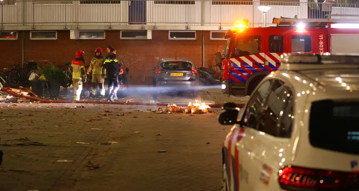 Brandweer ingezet voor brandend afval