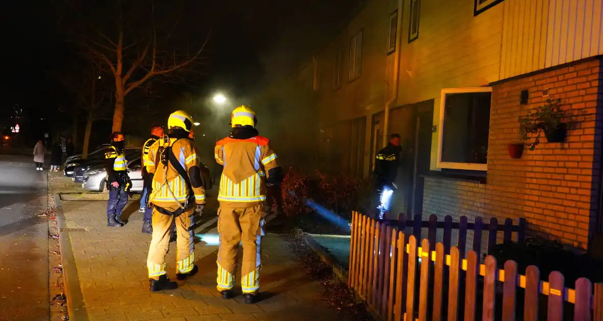 Woningen beschadigd door brand in bijgebouw - Foto 5