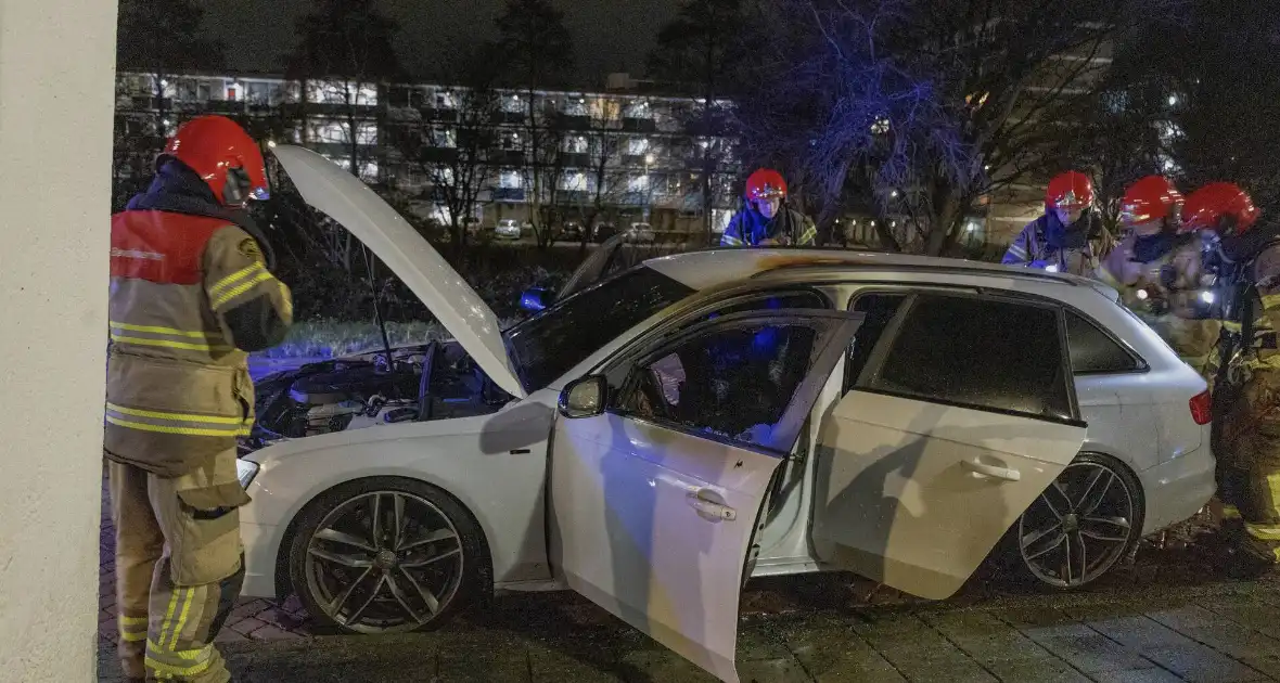 Auto door brand verwoest - Foto 1