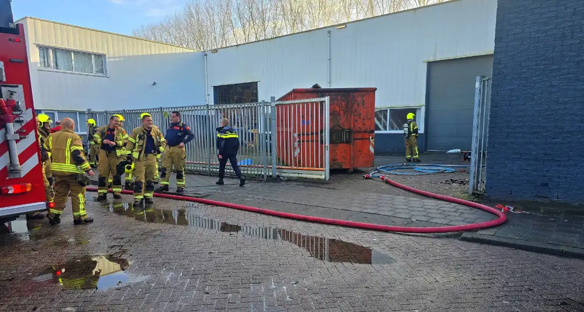 Rookontwikkeling leidt tot grote brand - Foto 2