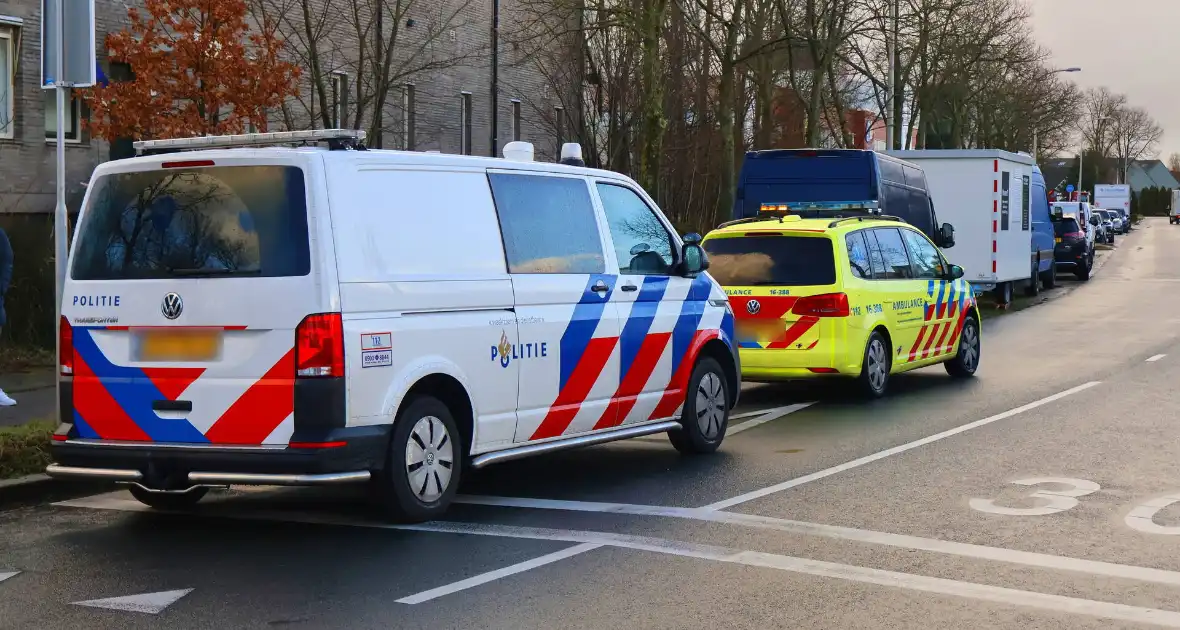 Personenwagen en bakfiets betrokken bij ongeval - Foto 4