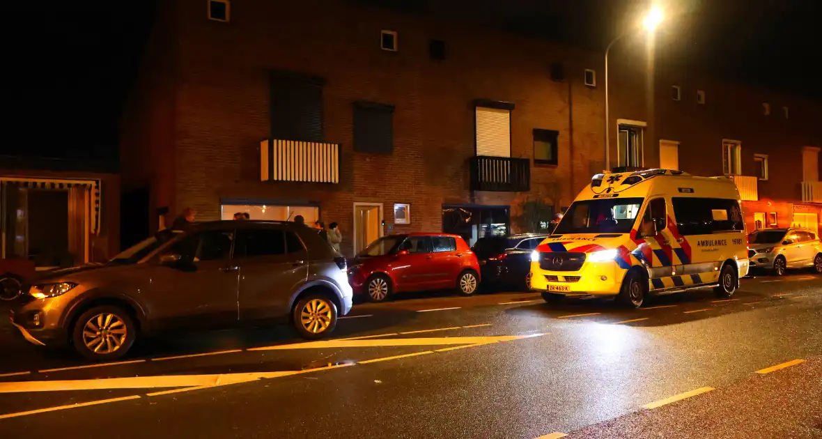 Voetganger gewond bij botsing met autospiegel - Foto 2