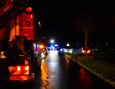 Gladheid leidt tot auto te water