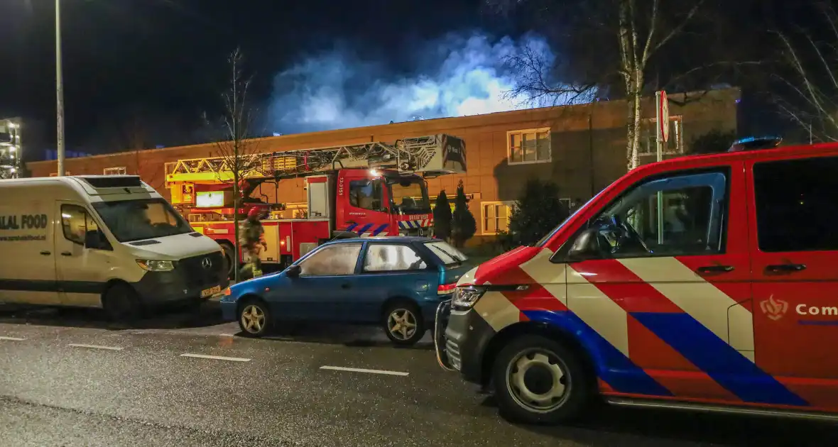 Flinke schade en woning vol rook door brand - Foto 4