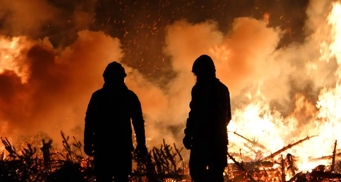 Kerstboom verbranding door brandweer