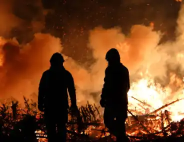 Kerstboom verbranding door brandweer