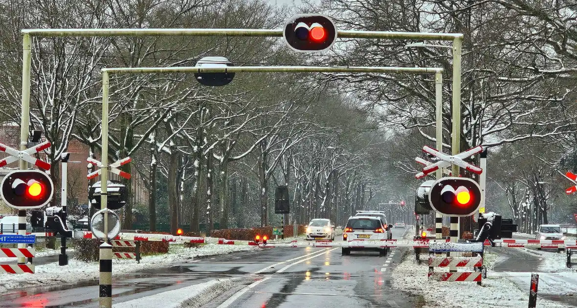 Omleiding door gesloten spoorwegovergangen - Foto 3