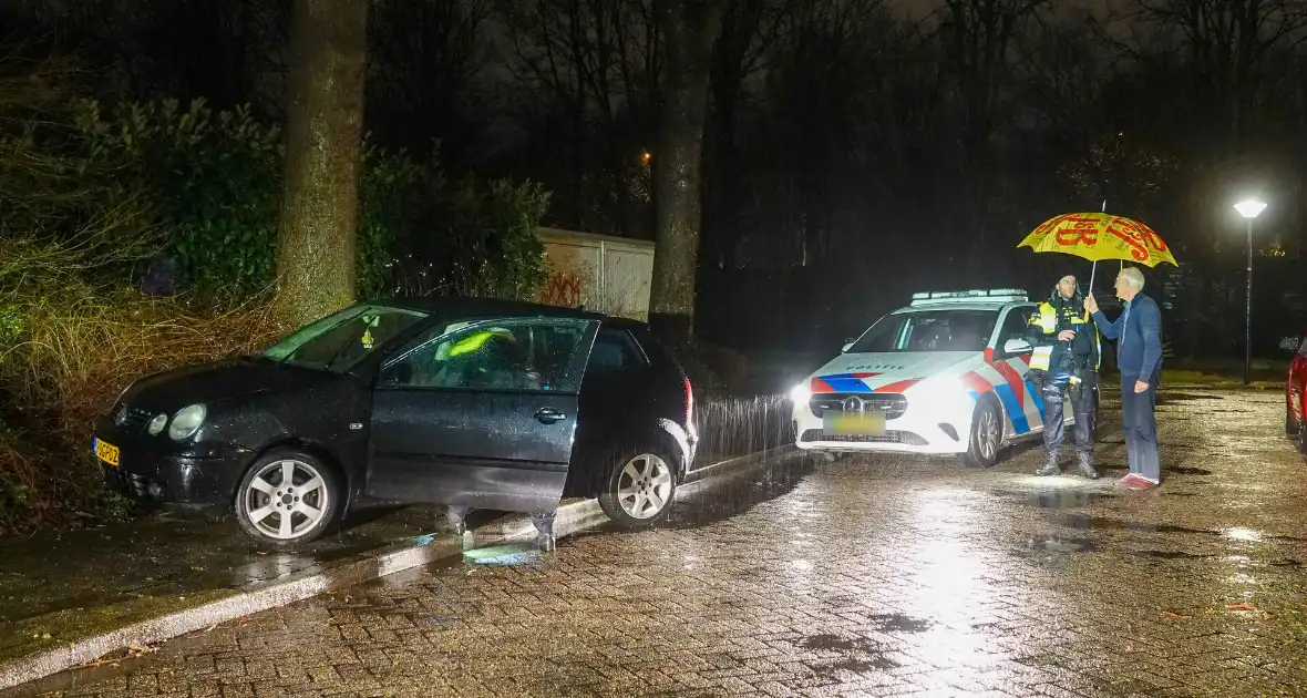 Automobilist negeert stopteken, politie start achtervolging