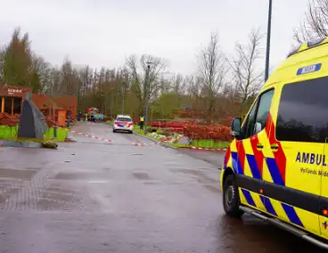 Overleden persoon aangetroffen bij begraafplaats