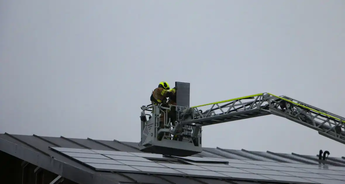 Losgeraakte zonnepanelen veilig verwijderd - Foto 11