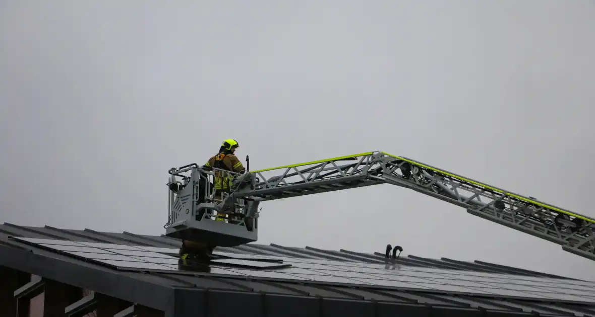 Losgeraakte zonnepanelen veilig verwijderd - Foto 8