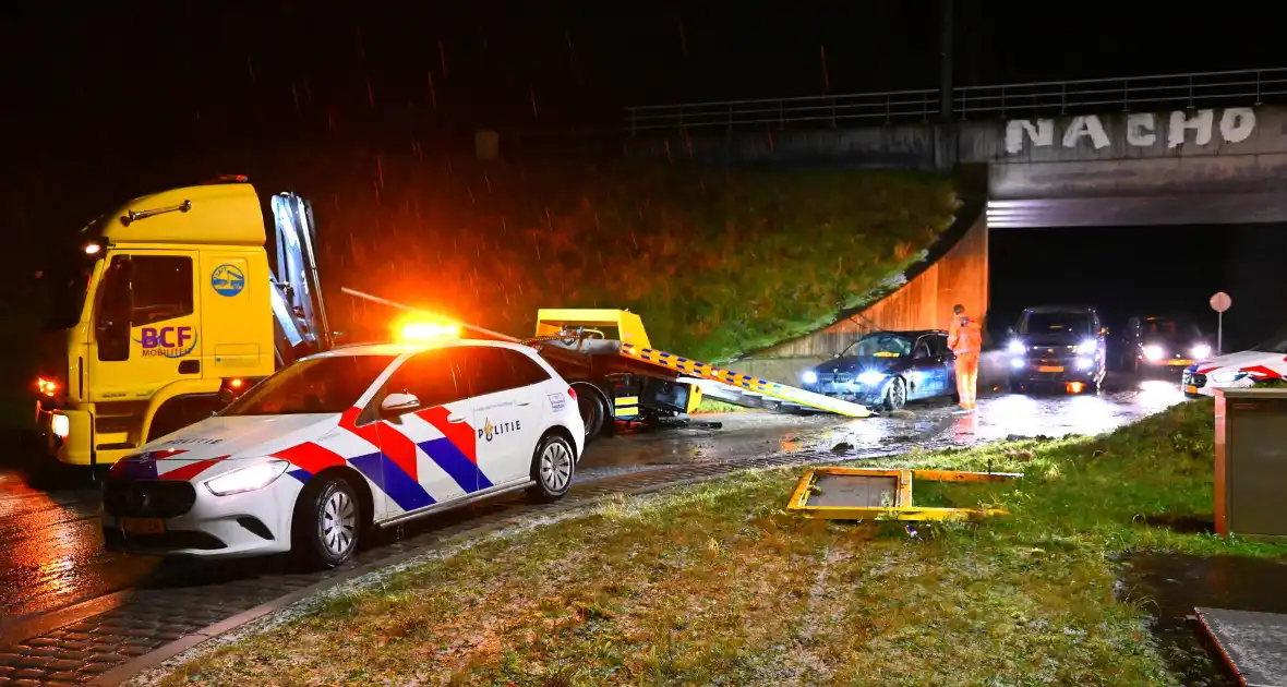 Meerdere ongevallen door plotselinge gladheid na hagelbui - Foto 7