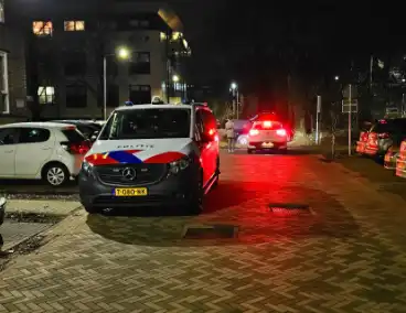 Meerdere banden lek gestoken, politie houdt verdachte aan