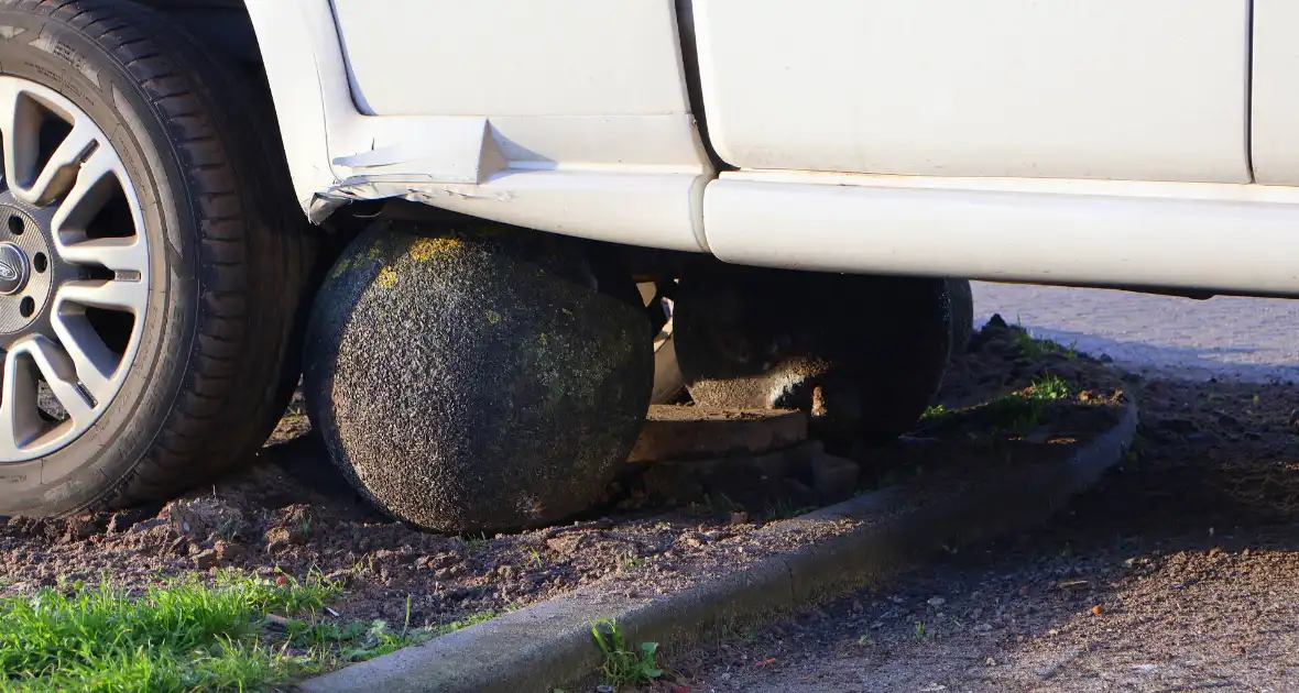 Ongeval met Ford F-150 veroorzaakt flinke schade - Foto 5