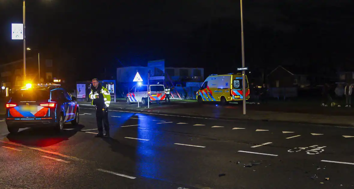Forse schade na botsing tussen voertuigen - Foto 2
