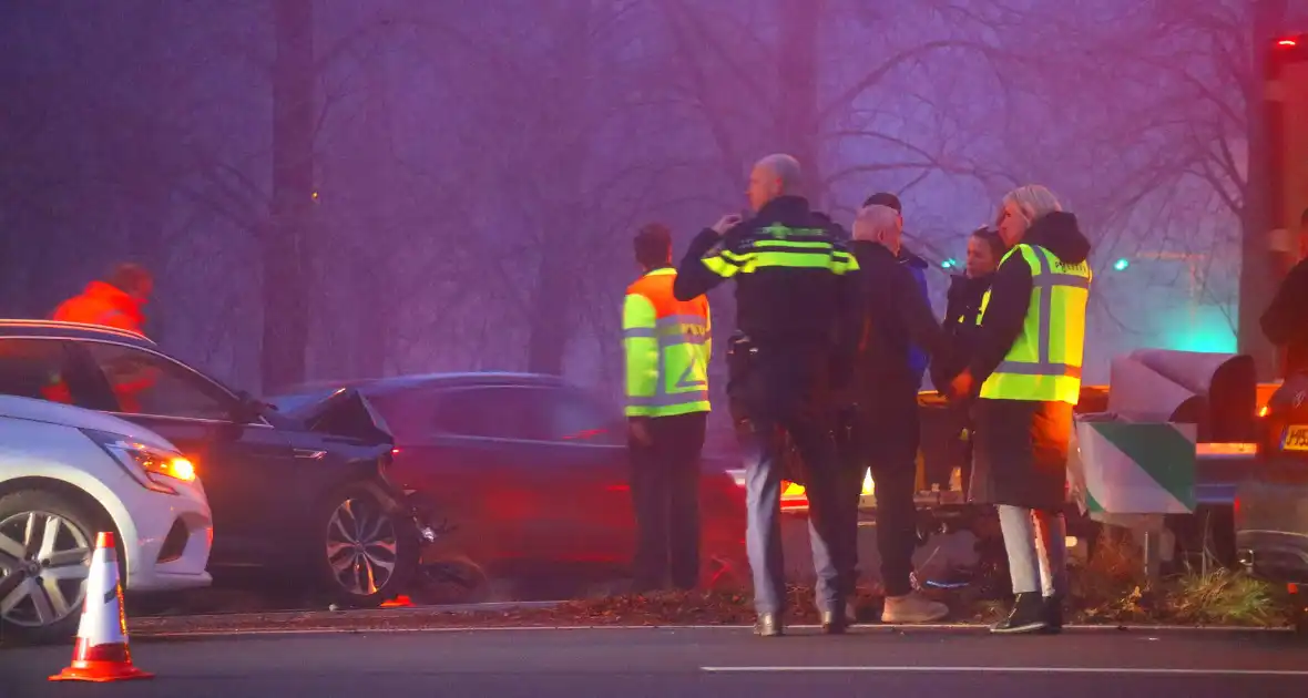 Automobilist botst op RIMOB - Foto 2