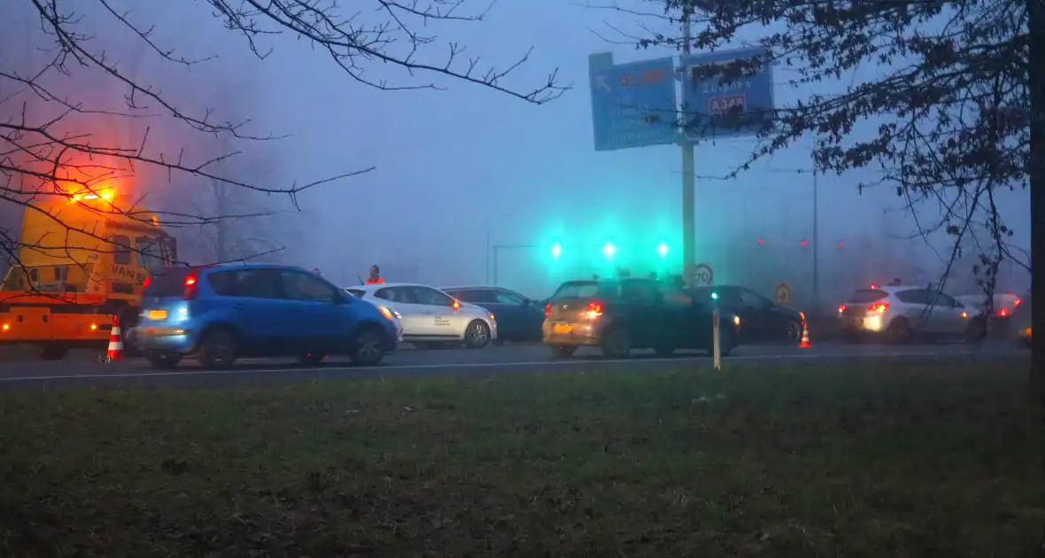Automobilist botst op RIMOB - Foto 4