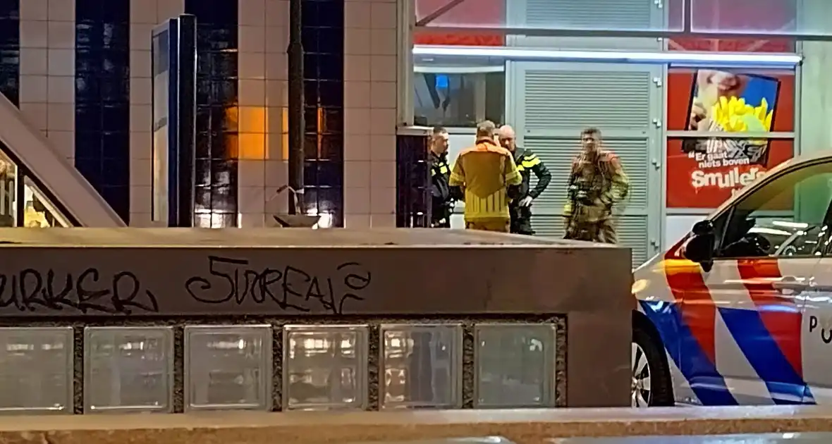 Brand in kantoorgebouw boven station - Foto 1