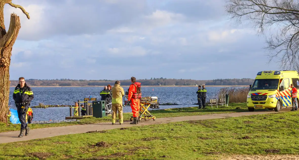 Grote zoekactie naar persoon te water