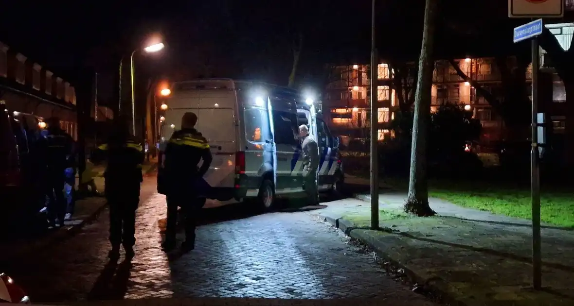 Woningen ontruimd vanwege vondst verdacht pakketje - Foto 1