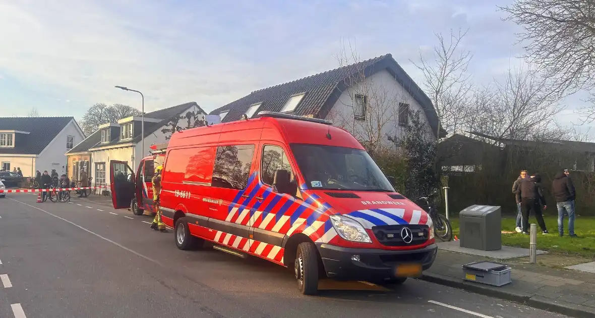 Aangetroffen spullen langs waterkant blijken na zoekactie van visser - Foto 3