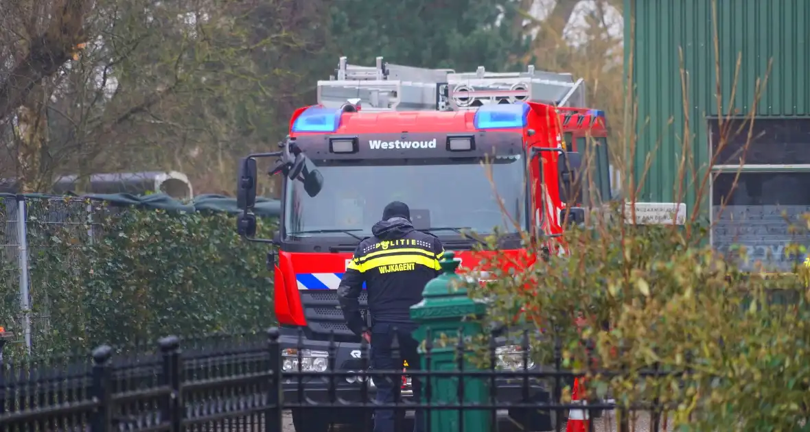 Politie treft mogelijk drugslab aan, twee aanhoudingen - Foto 4
