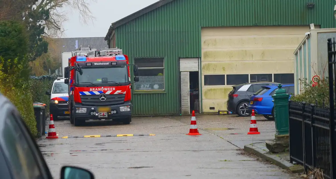 Politie treft mogelijk drugslab aan, twee aanhoudingen - Foto 7