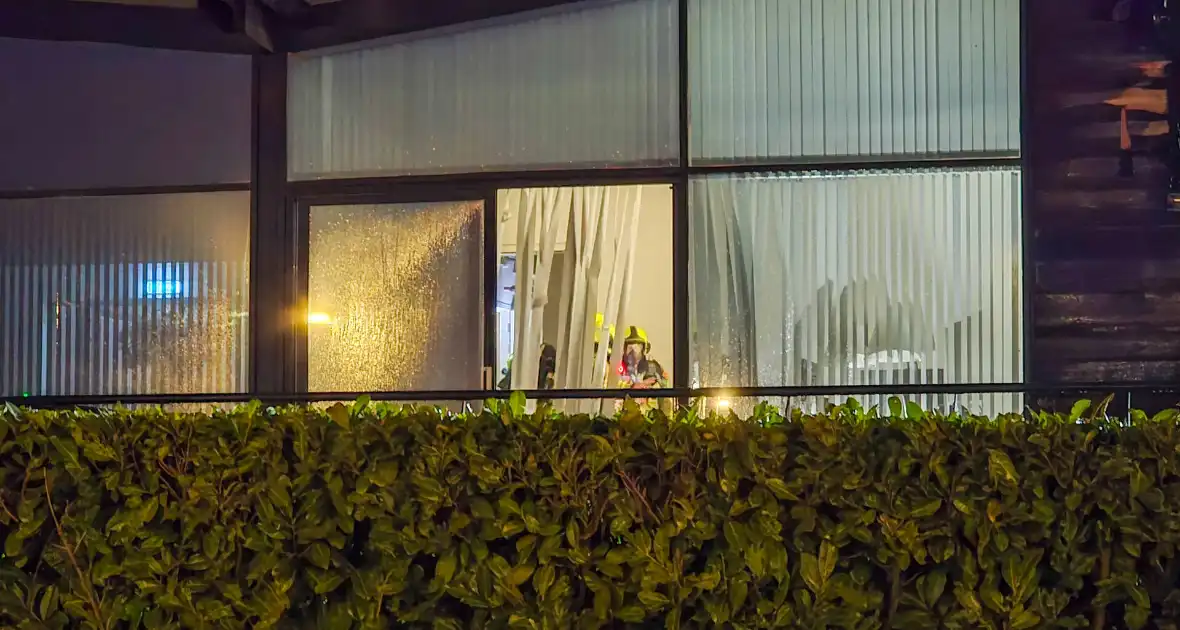 Veel schade door brand in bedrijfspand - Foto 6