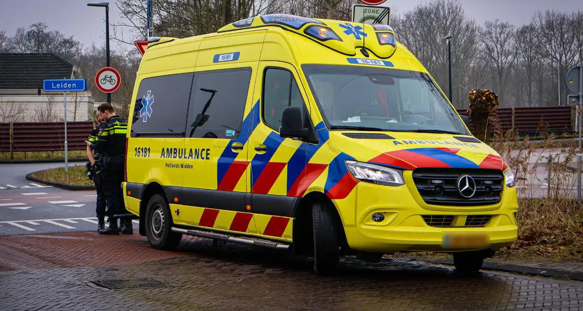Automobilist ziet fatbiker over het hoofd bij oversteekplaats - Foto 3