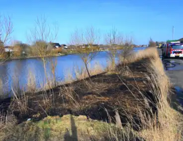 Flinke oppervlakte riet verbrand