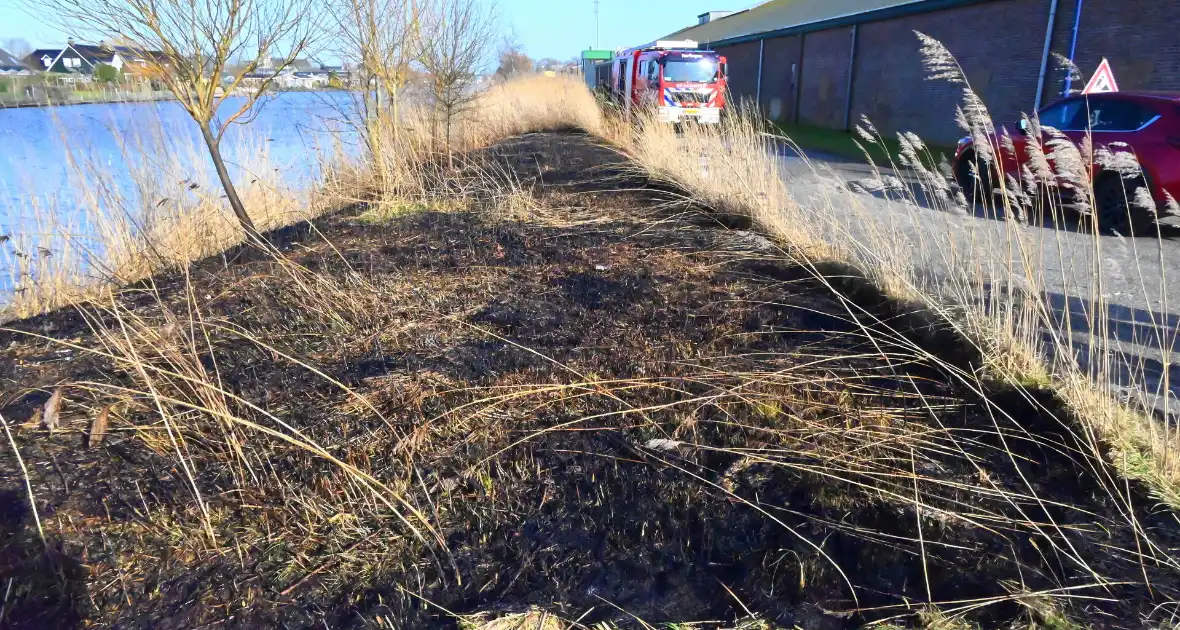 Flinke oppervlakte riet verbrand - Foto 4