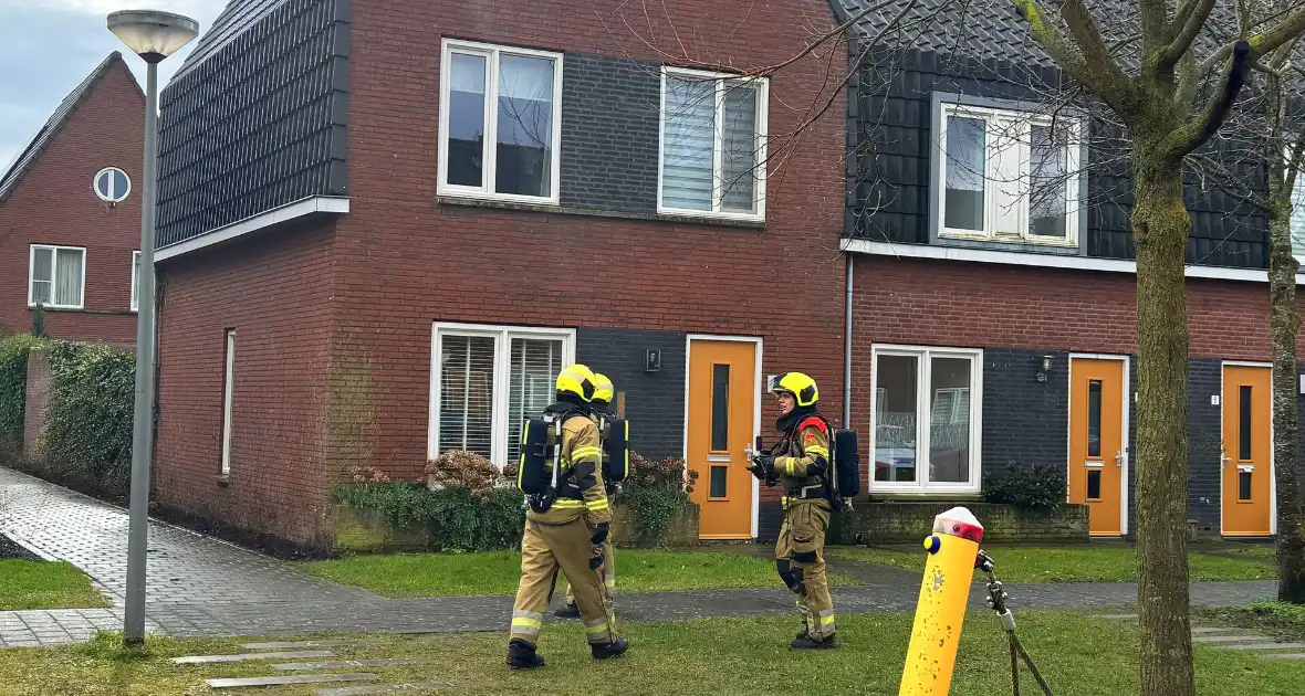 Brand op bovenverdieping geblust door brandweer - Foto 2