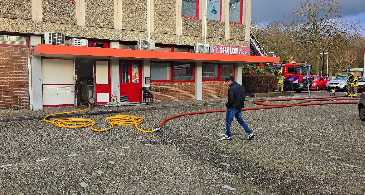 Brand in restaurant zorgt voor grote inzet van brandweer