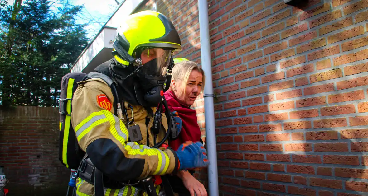 Brandweerlieden tonen hun vaardigheden tijdens wedstrijd - Foto 13