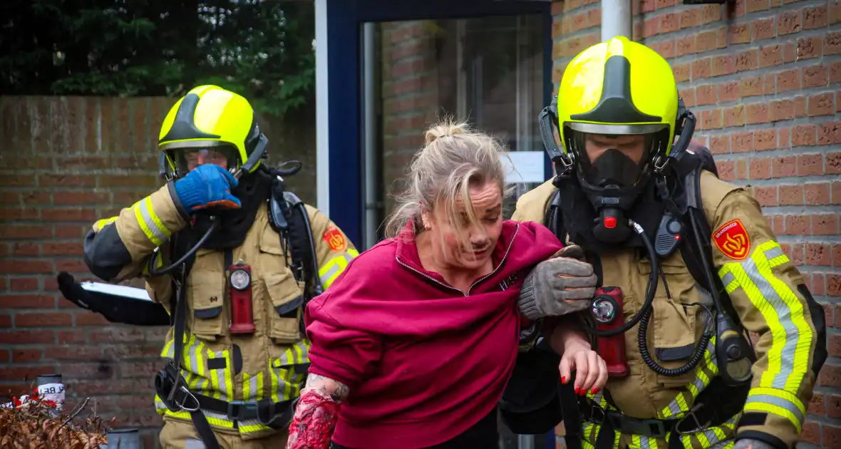 Brandweerlieden tonen hun vaardigheden tijdens wedstrijd - Foto 16