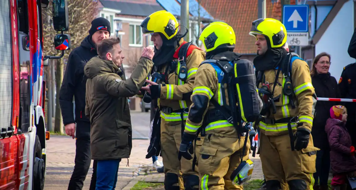 Brandweerlieden tonen hun vaardigheden tijdens wedstrijd - Foto 2