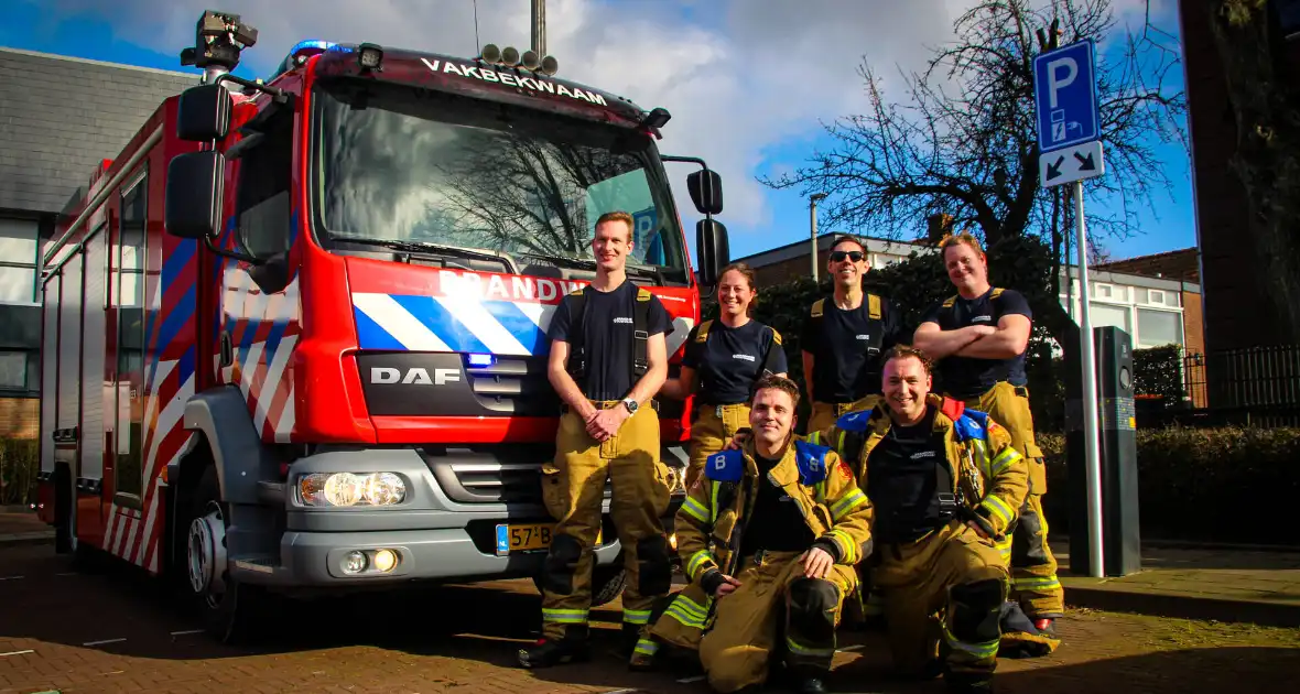 Brandweerlieden tonen hun vaardigheden tijdens wedstrijd - Foto 4