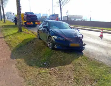 Flinke schade na botsing tijdens keer actie